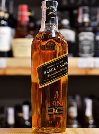Виски Black Label Johnnie Walker 12 лет 0.7л | OKwine