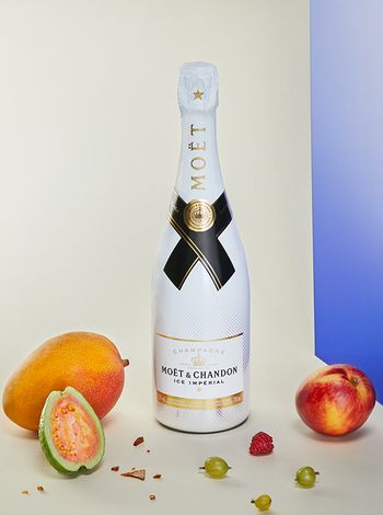 ヴィヴィアンページMOËT & CHANDON ICE IMPÉRIAL NV モエ・シャンドン・アイス・アンぺリアル MOET & CHANDON ICE