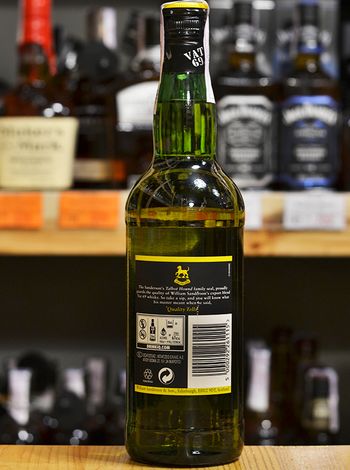VAT 69 0.7л, купить виски в Киеве с доставкой | OKwine