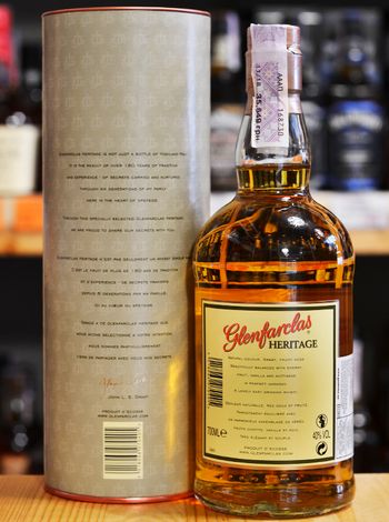 Glenfarclas Heritage 0.7л тубус, купить виски | OKwine