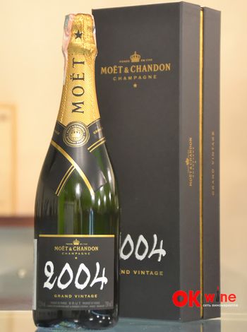 Grand Vintage Moet & Chandon 2004 года белое брют 0.75л в коробке