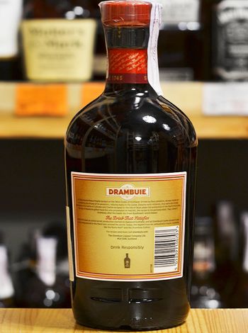 Drambuie 0.7л купити в Києві, Одесі, Дніпрі | OKwine