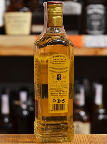 Especial Reposado Jose Cuervo 6 мес 38% 0.5л | OKwine