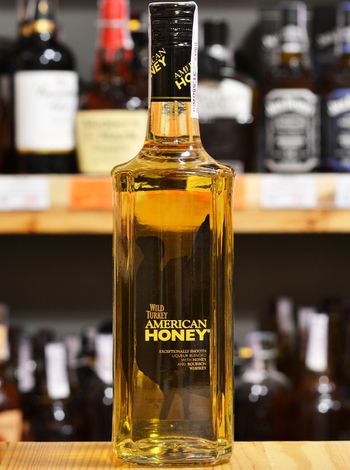 Виски-ликер American Honey, Wild Turkey, 0.7л – медовый виски
