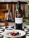 Портвейн Лейт Ботлд / Late Bottled, Taylor's, червоне солодке, 20%, 0.75л Photo 2 Портвейн Лейт Ботлд / Late Bottled, Taylor's, червоне солодке, 20%, 0.75л Photo 2