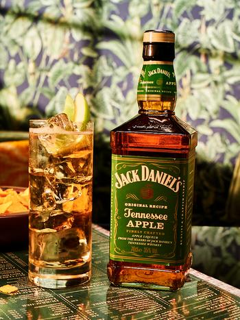 Набор купить виски Jack Daniel's Apple с Schweppes | OKwine