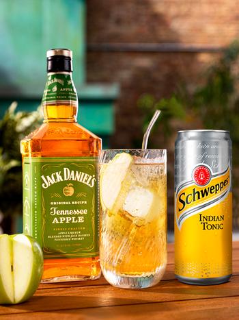 Купить набор Jack Daniel's Apple с тоником Schweppes и шопером