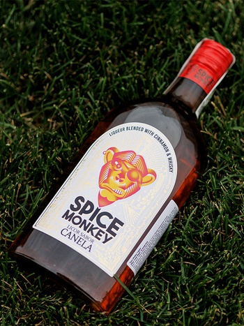 Spice Monkey 0.7л купити лікер з доставкою | OKWINE