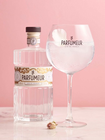 Le Parfumeur 0.7л купити джин в Україні з доставкою | OKWINE