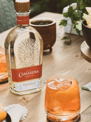 Familia Camarena Reposado 38% 0.7л купить текилу | OKWINE