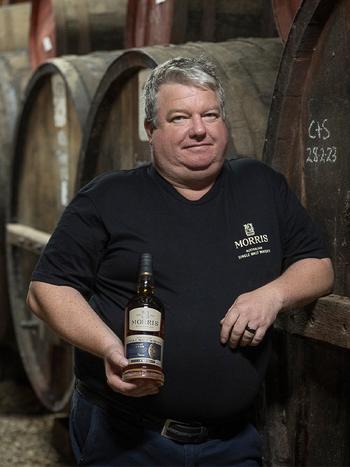 Morris Muscat Barrel 46% 0.7л купити віскі з доставкою | OKWINE