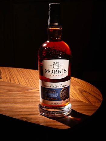 Morris Muscat Barrel 46% 0.7л купити віскі з доставкою | OKWINE