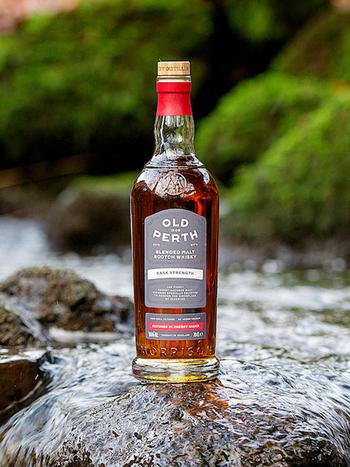 Old Perth Cask Strength 0.7л купити віскі в коробці | OKWINE